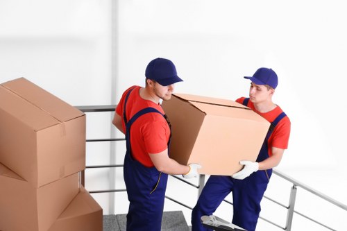 Man with van service in Woodford helping with a local move